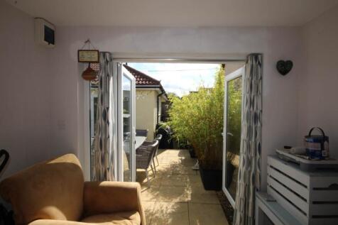Summerhouse (2)