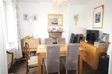 Dining (2)