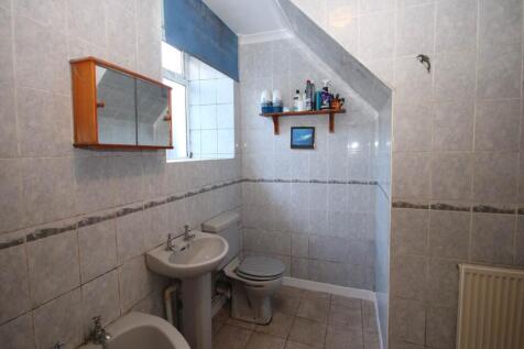 Bathroom (3)
