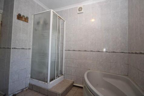 Bathroom (2)