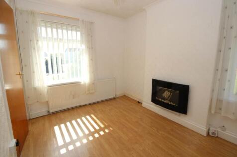 Living Room (2)