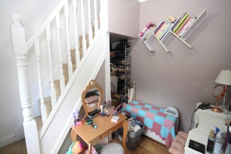 Bedroom 3 (2)