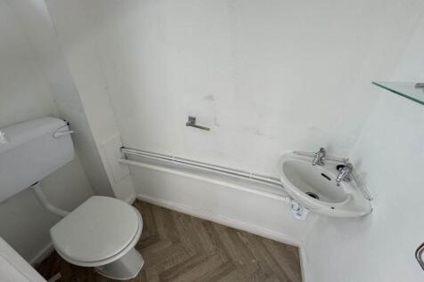 GF WC