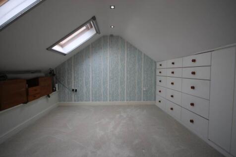 LOFT ROOM