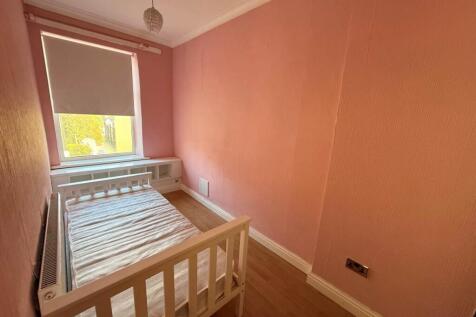 Pink bedroom