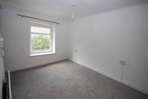 Bedroom 1 (3)