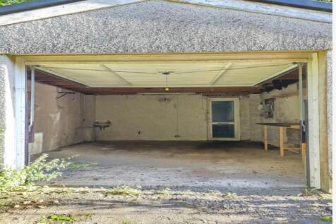 NEW GARAGE 