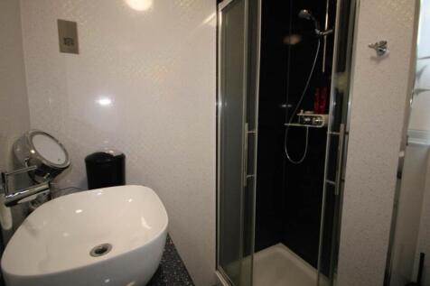 En suite (2)