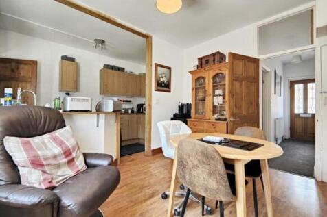 Open planned Dining Room and Kitchen