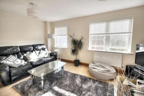 Open Planned Lounge, Dining Room and Kitchen