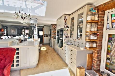 Open Plan Kitchen and Living Area