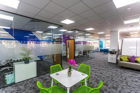 vantage point office 2.jpg