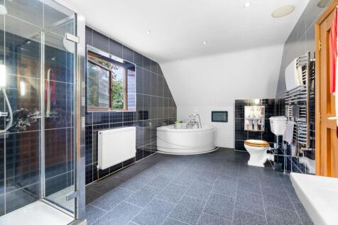 Bedroom 2 En Suite