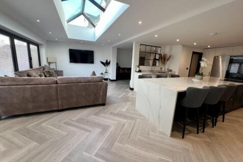 Kitchen Living Area