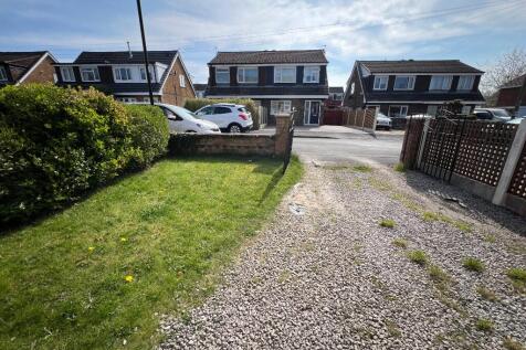 Front Garden &amp; Drive