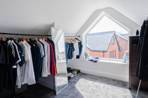 Walk in Wardrope