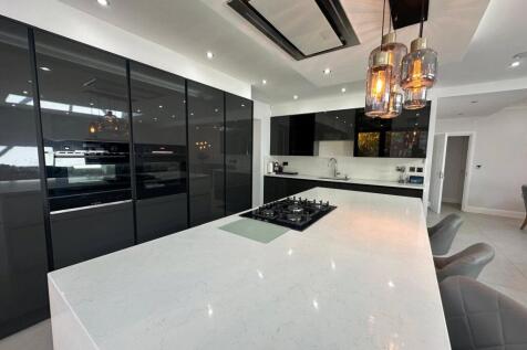 Kitchen (2)