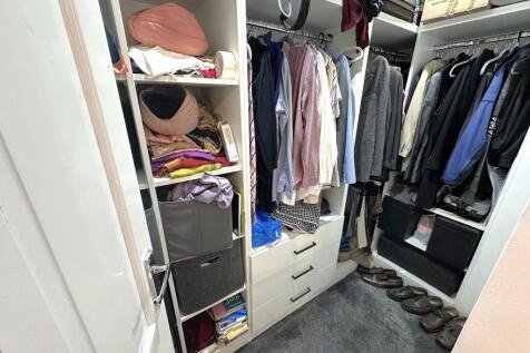 Walk In Wardrobe