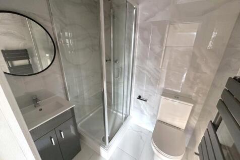 Ensuite Three