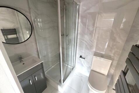 Ensuite Three
