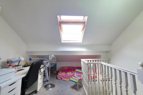 2nd floor room