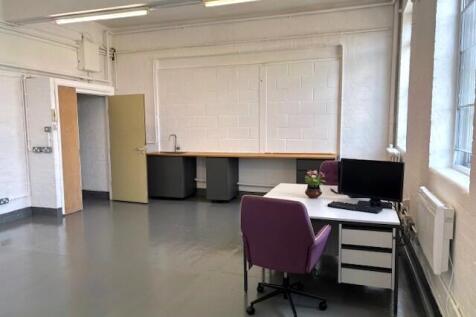 Studio 25