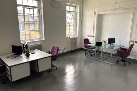 Studio 25 
