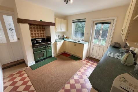 KITCHEN 1