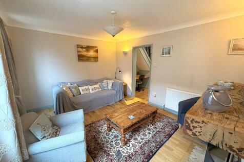 LIVING ROOM 3