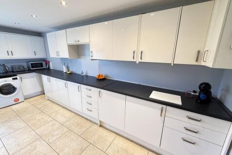 ANNEXE KITCHEN 3