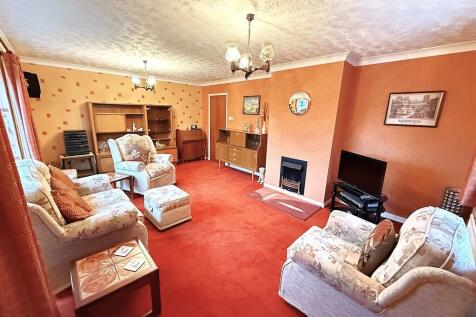 LIVING ROOM 1