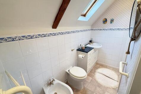 FF WC