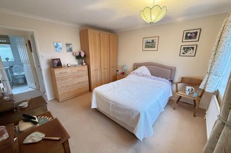 BED ONE 2
