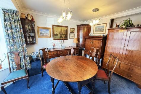 DINING ROOM 2