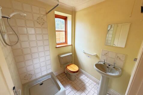 GF SHOWER ROOM