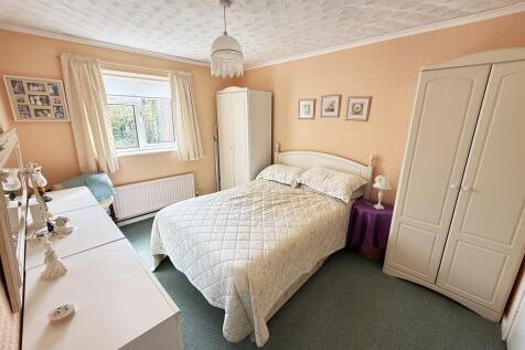BED ONE 1