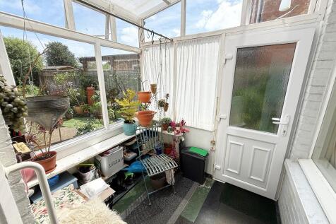 SIDE PORCH