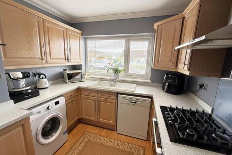 KITCHEN 4