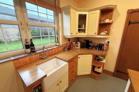 KITCHEN 4