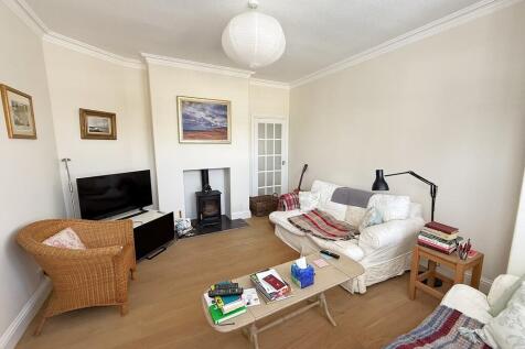 LIVING ROOM 2