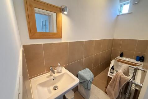 FF BATHROOM