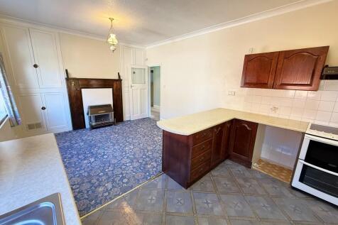 KITCHEN DINER 4