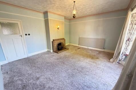 LIVING ROOM 2