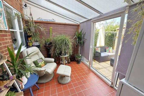 CONSERVATORY 1