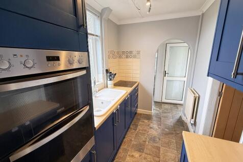 KITCHEN 2