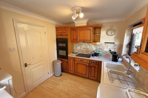 KITCHEN 2