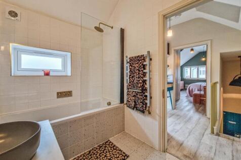 Bathroom/w.c
