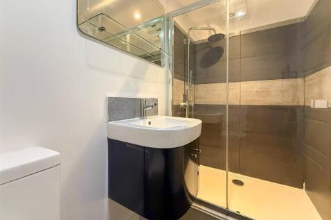 En Suite Shower Room