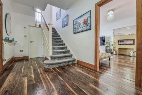 Grand reception hallway
