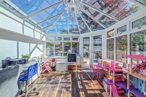 Conservatory (reflective glass)